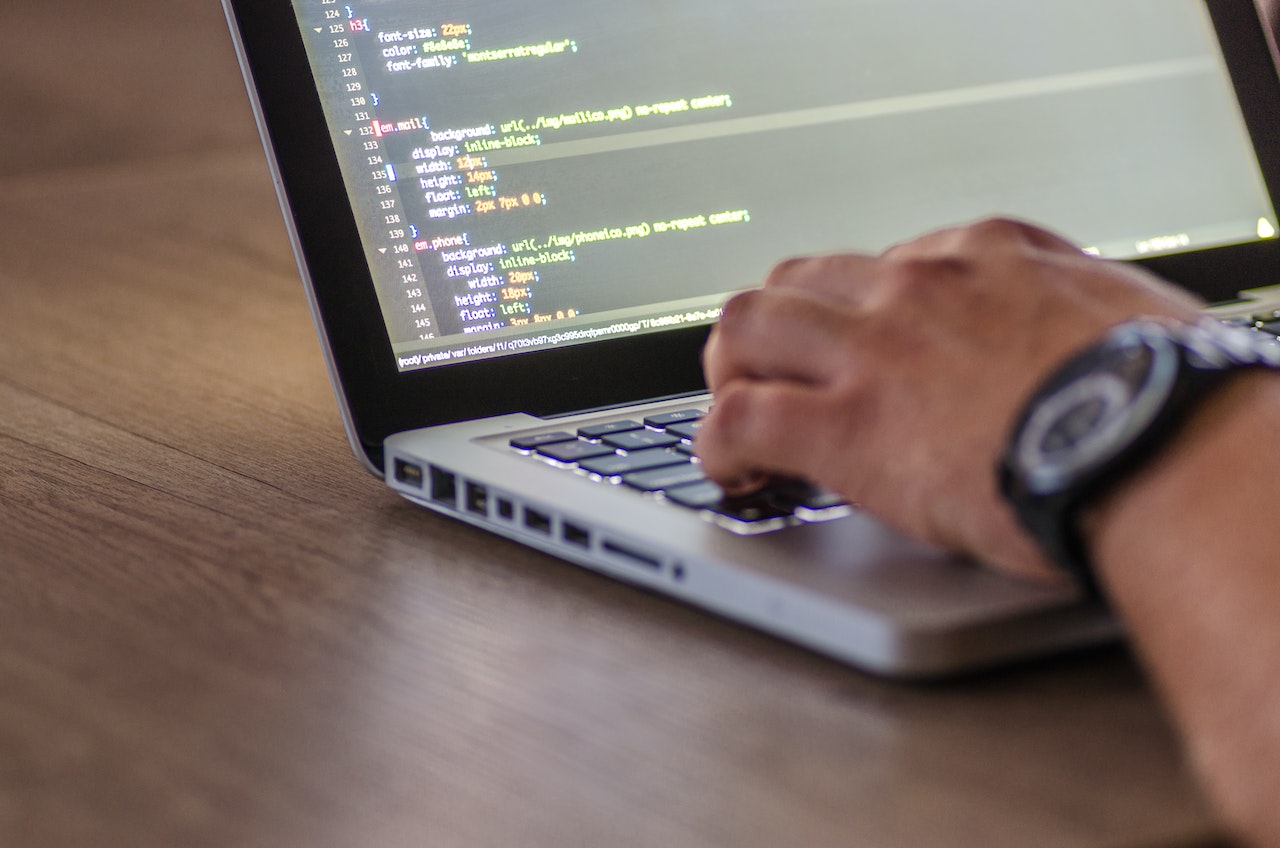 The best web development frameworks to learn for a job in Sri Lanka